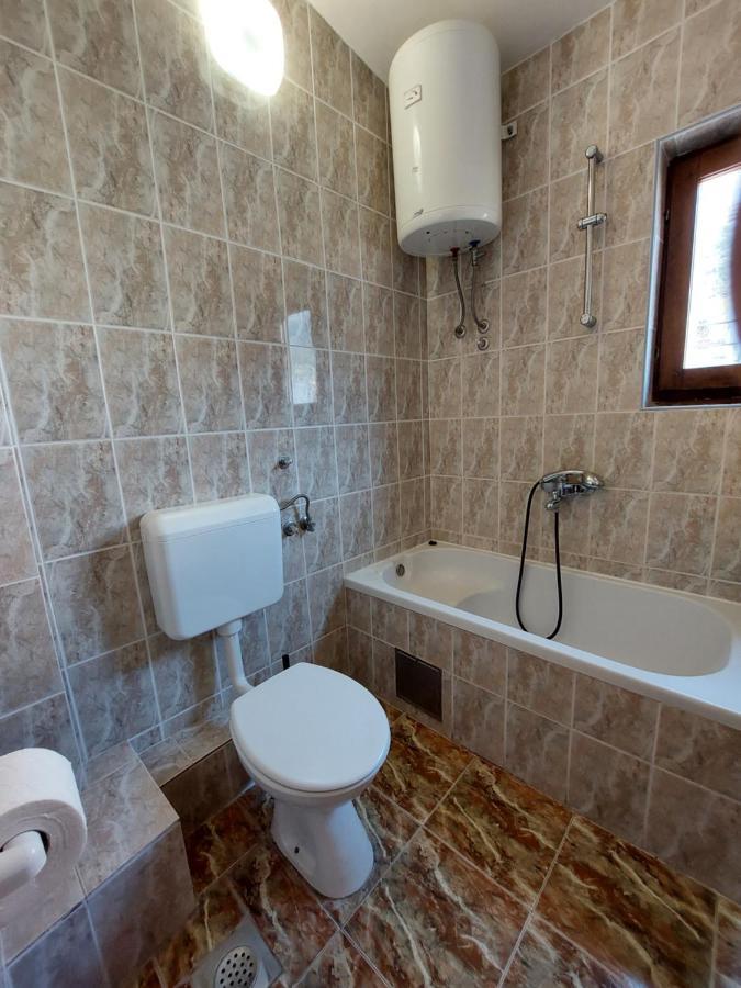 Apartmani Korljan Gradac  Bagian luar foto