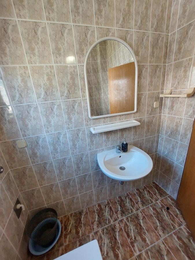 Apartmani Korljan Gradac  Bagian luar foto