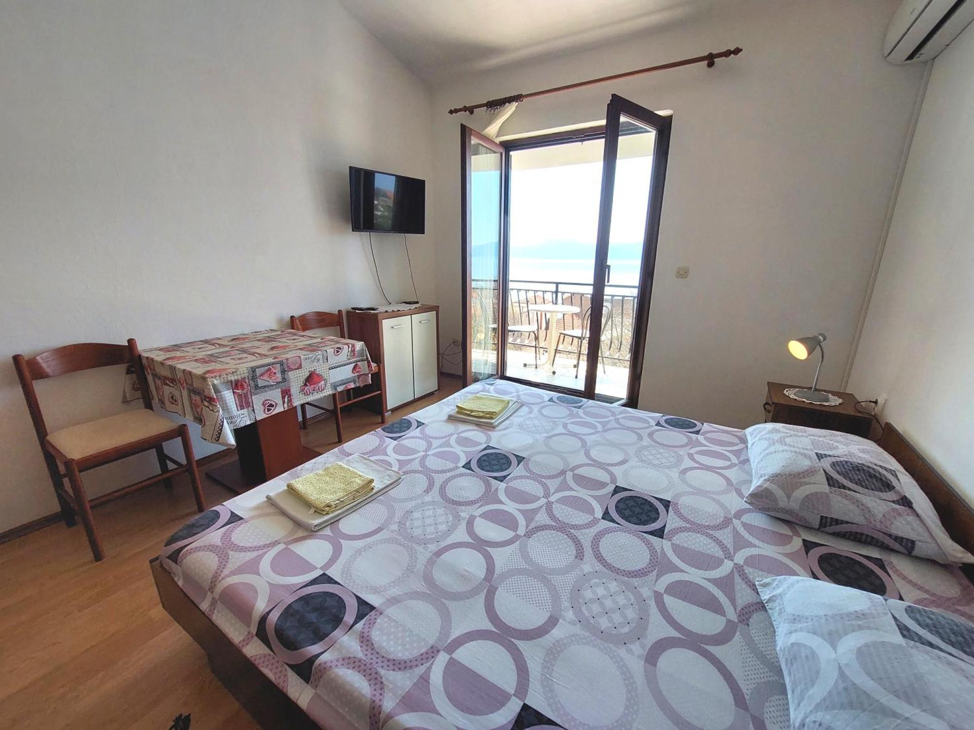 Apartmani Korljan Gradac  Bagian luar foto